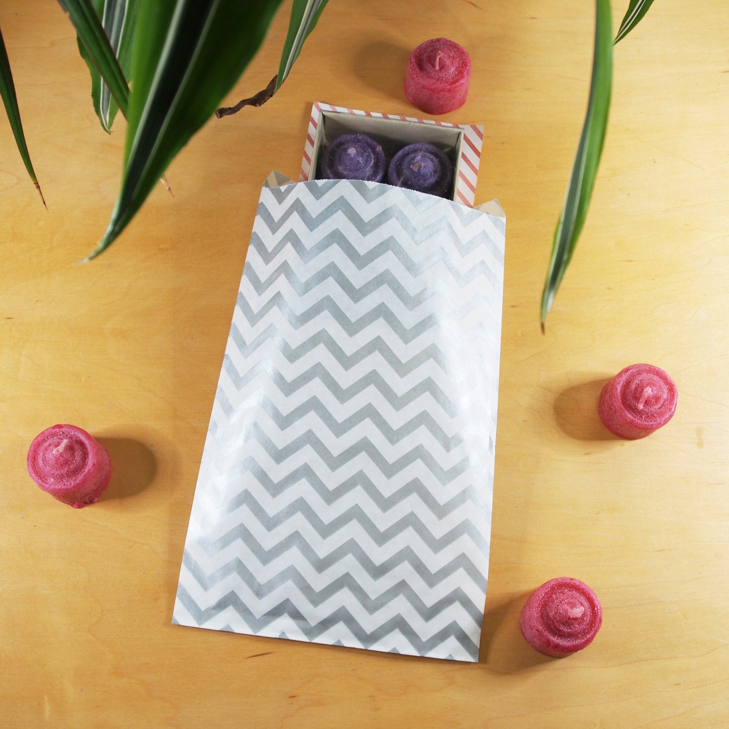 Silver Chevron Pattern on White Kraft Decorative Flat Paper Gift Bags