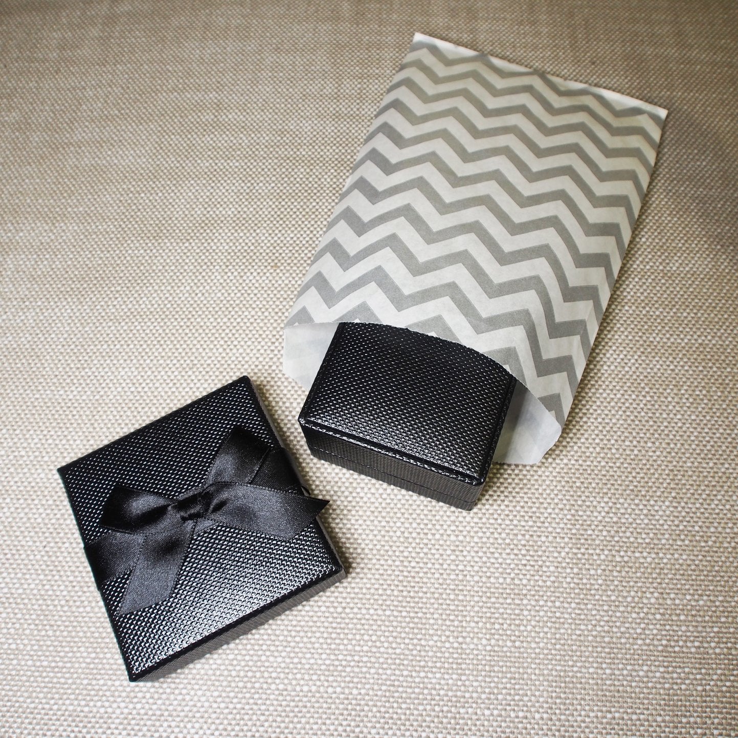 Silver Chevron Pattern on White Kraft Decorative Flat Paper Gift Bags