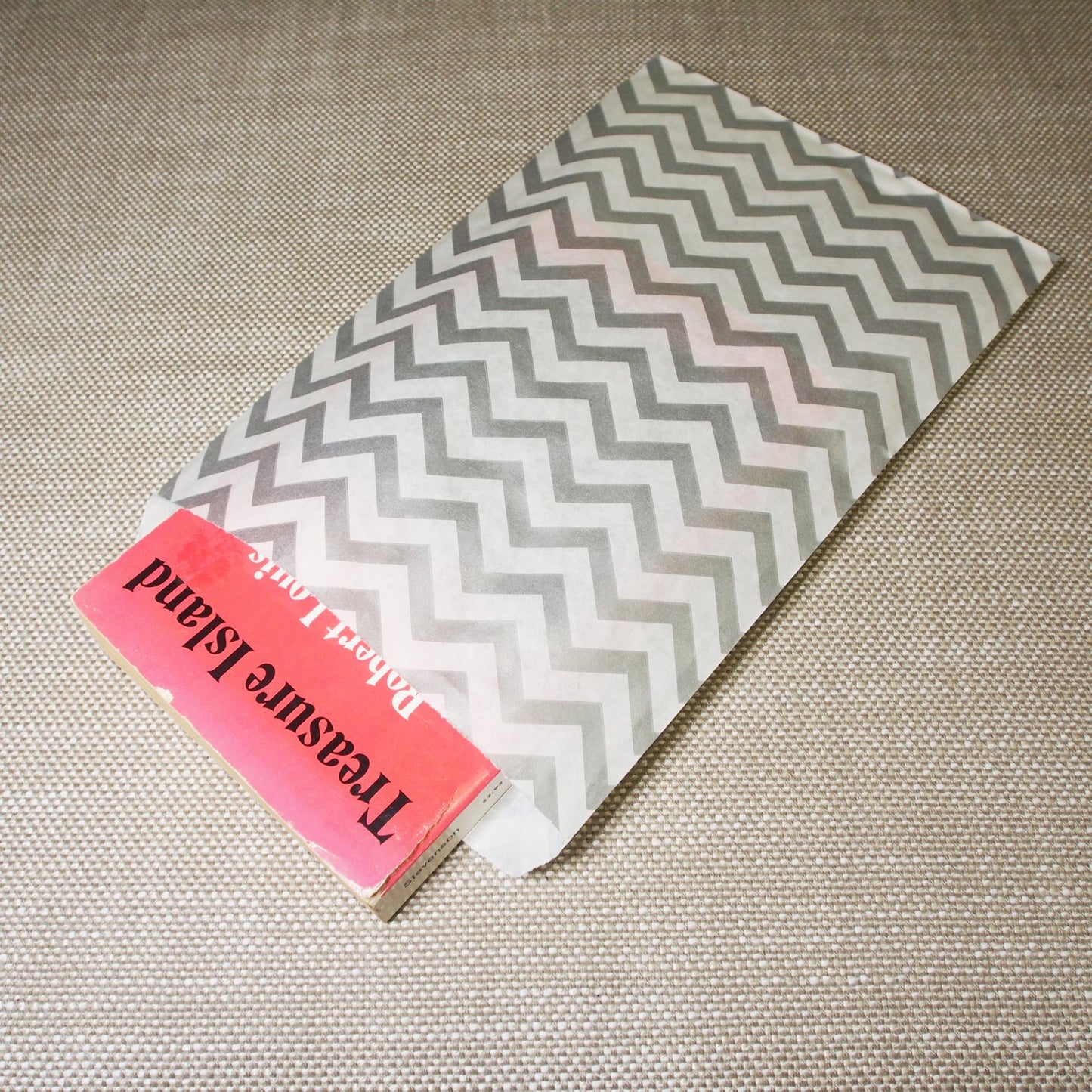 Silver Chevron Pattern on White Kraft Decorative Flat Paper Gift Bags