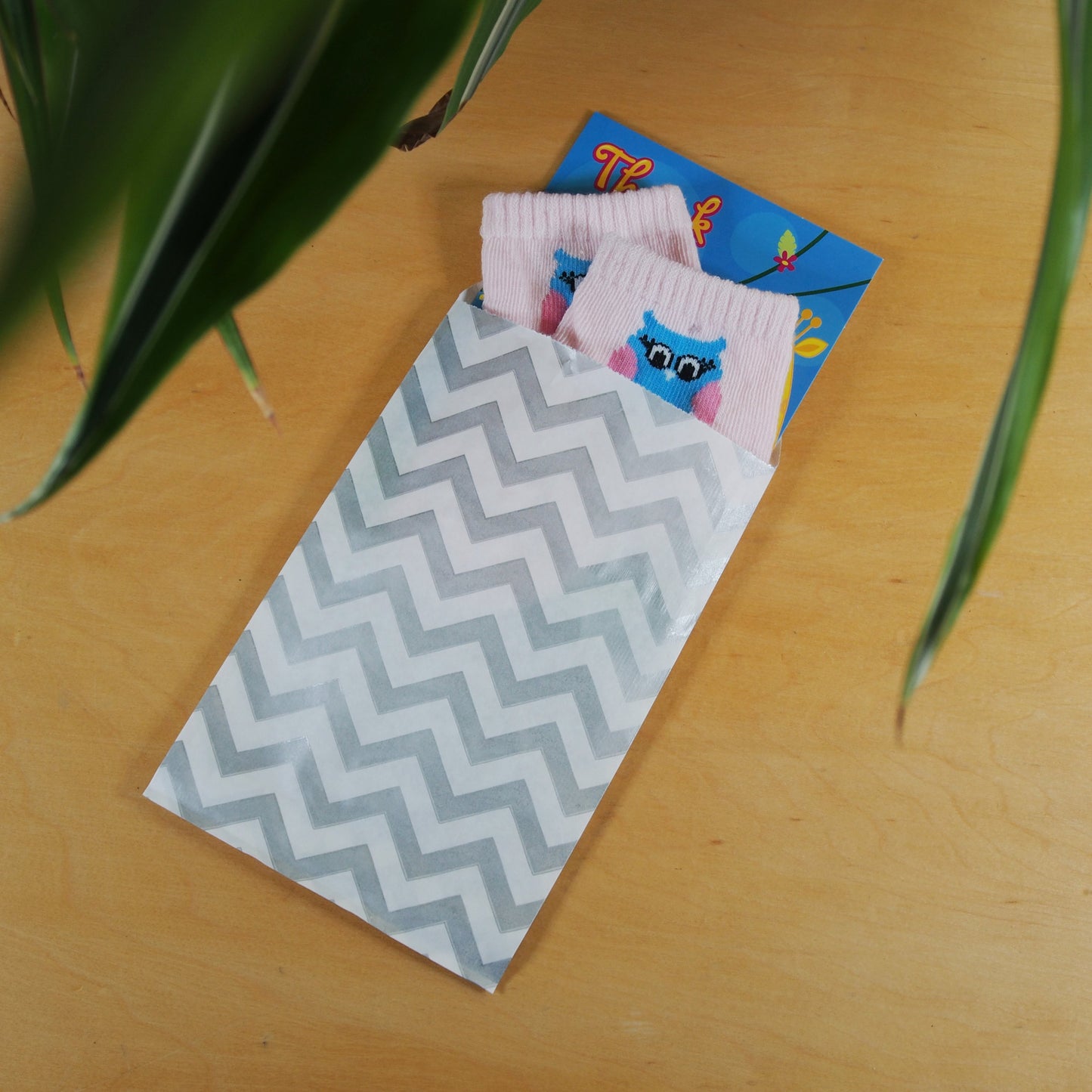 Silver Chevron Pattern on White Kraft Decorative Flat Paper Gift Bags