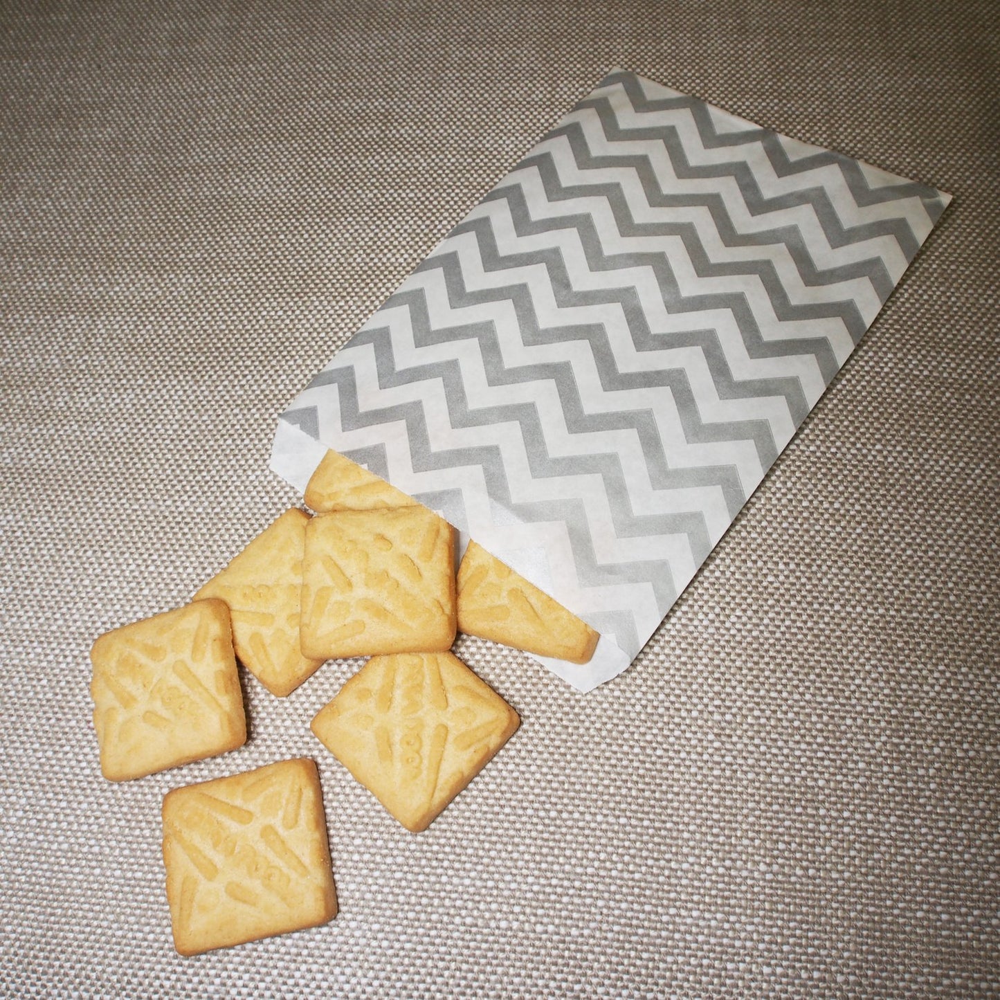 Silver Chevron Pattern on White Kraft Decorative Flat Paper Gift Bags