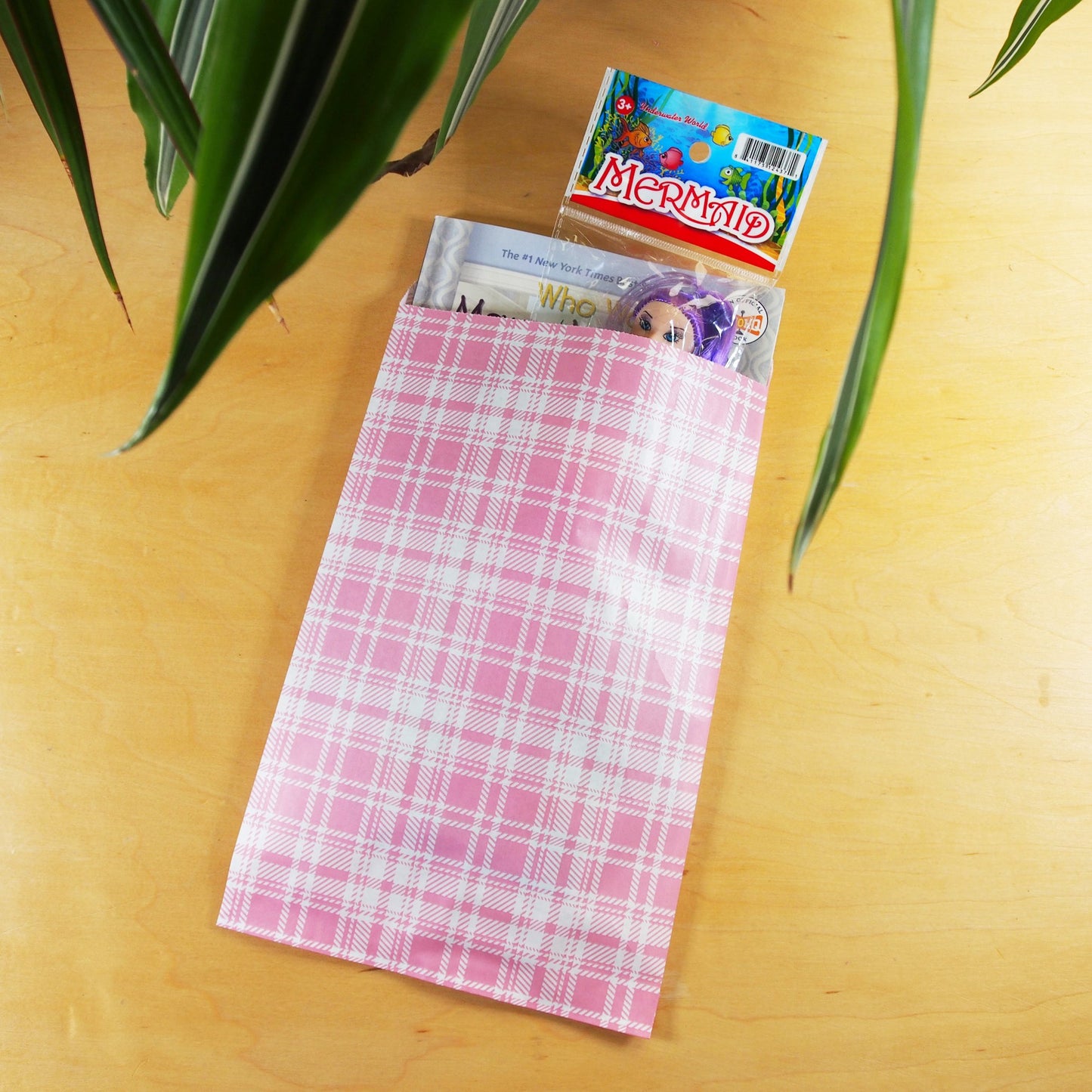 Decorative Mixed Plaid Pattern Flat Paper Gift Bags - Gifts/promotions/treats